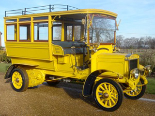 1909 CommerCar 22HP Estate Bus